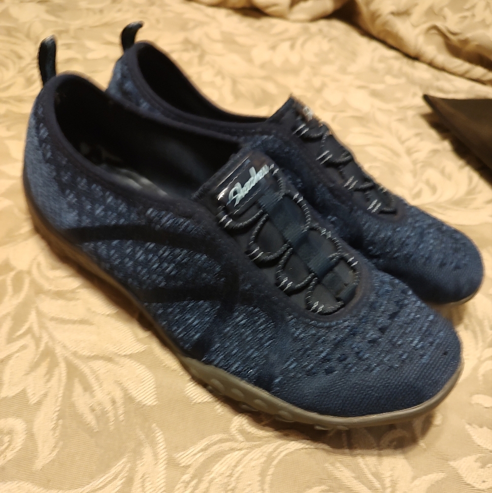 👣 Super Comfy Navy Blue Skechers Toggle Pull On Sneakers Tennis Shoes - 7.5M - Picture 2 of 9